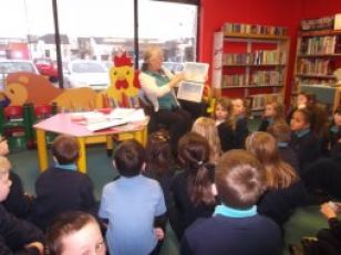 P4 visit Limavady Library