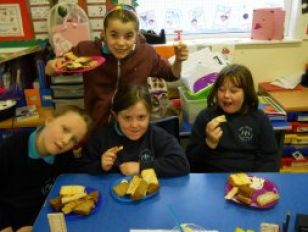 Primary 5 taste breads from around the world